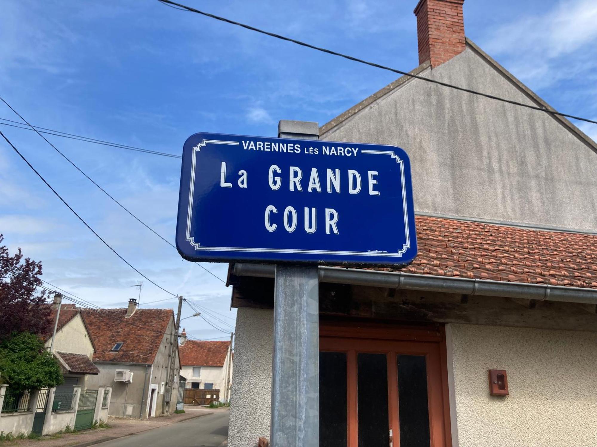 Logis Cote Cour Villa Varennes-les-Narcy Exterior photo